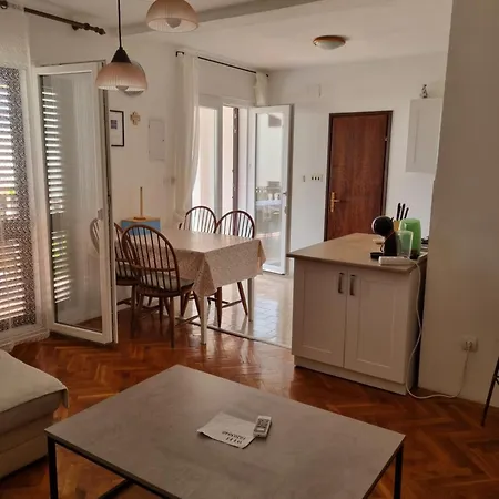 Frketic 公寓 扎博里克