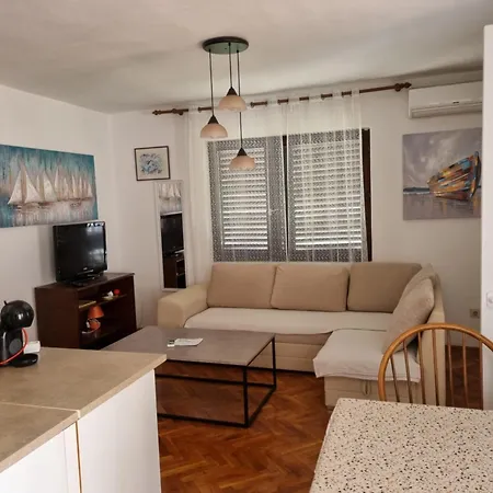 Apartment Frketic