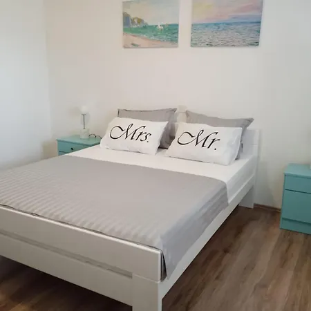 Frketic 扎博里克