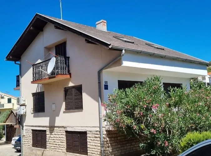 Apartamento Frketic *